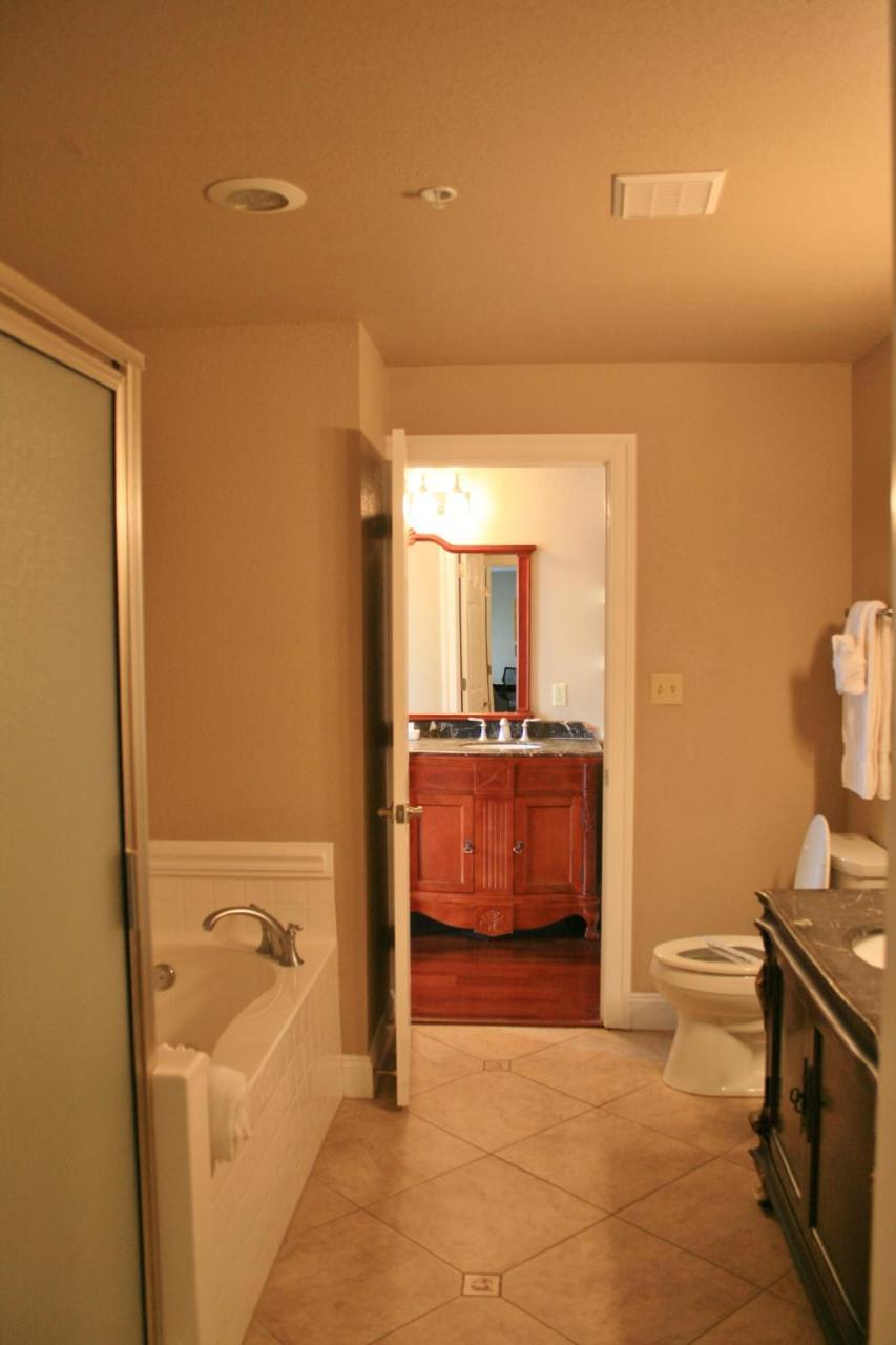 Oasis Suites Hotel Nags Head Buitenkant foto